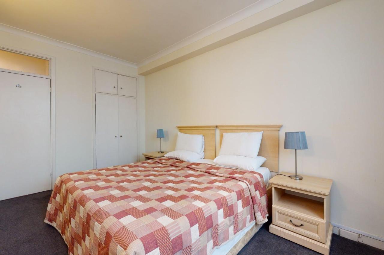 Hertford Court London Exterior photo