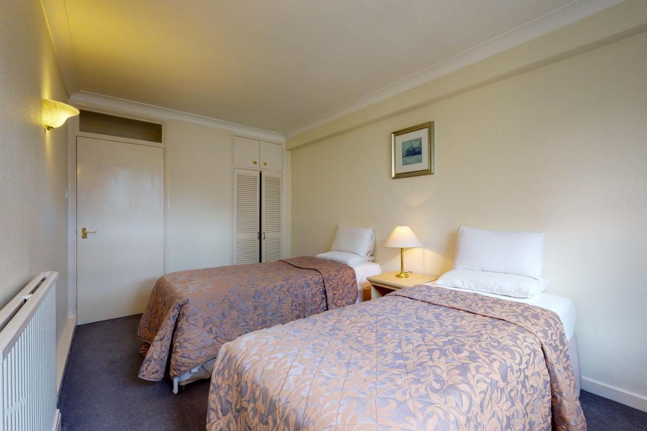 Hertford Court London Exterior photo